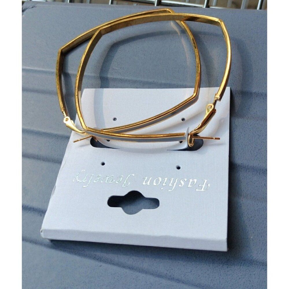 Hoop Earrings Gold Tone Fashion Jewelry Eggshell White Lightweight Career Square